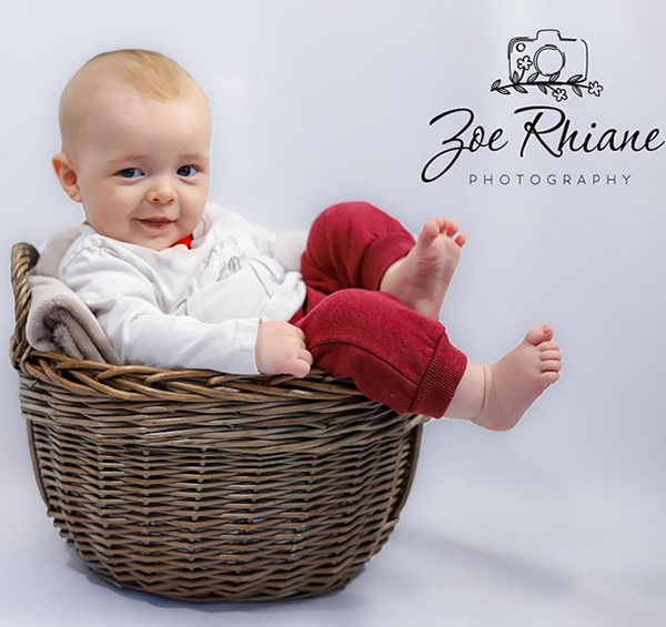 Newborn baby Photographer Bolton